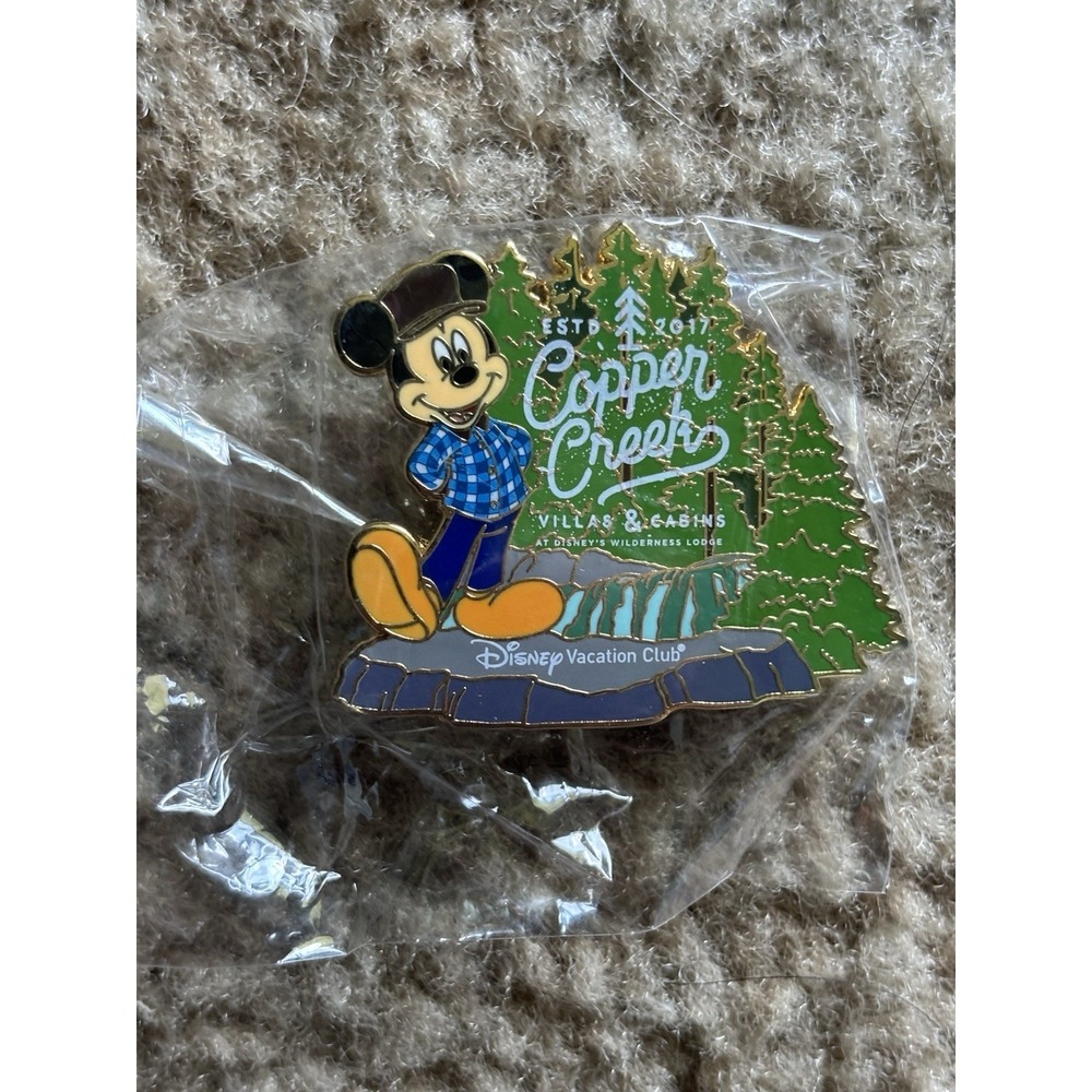 Disney Parks DVC Copper Creek Villas & Cabins Wilderness Lodge Mickey Mouse Pin
